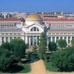 Top 10 Largest Museums in the World