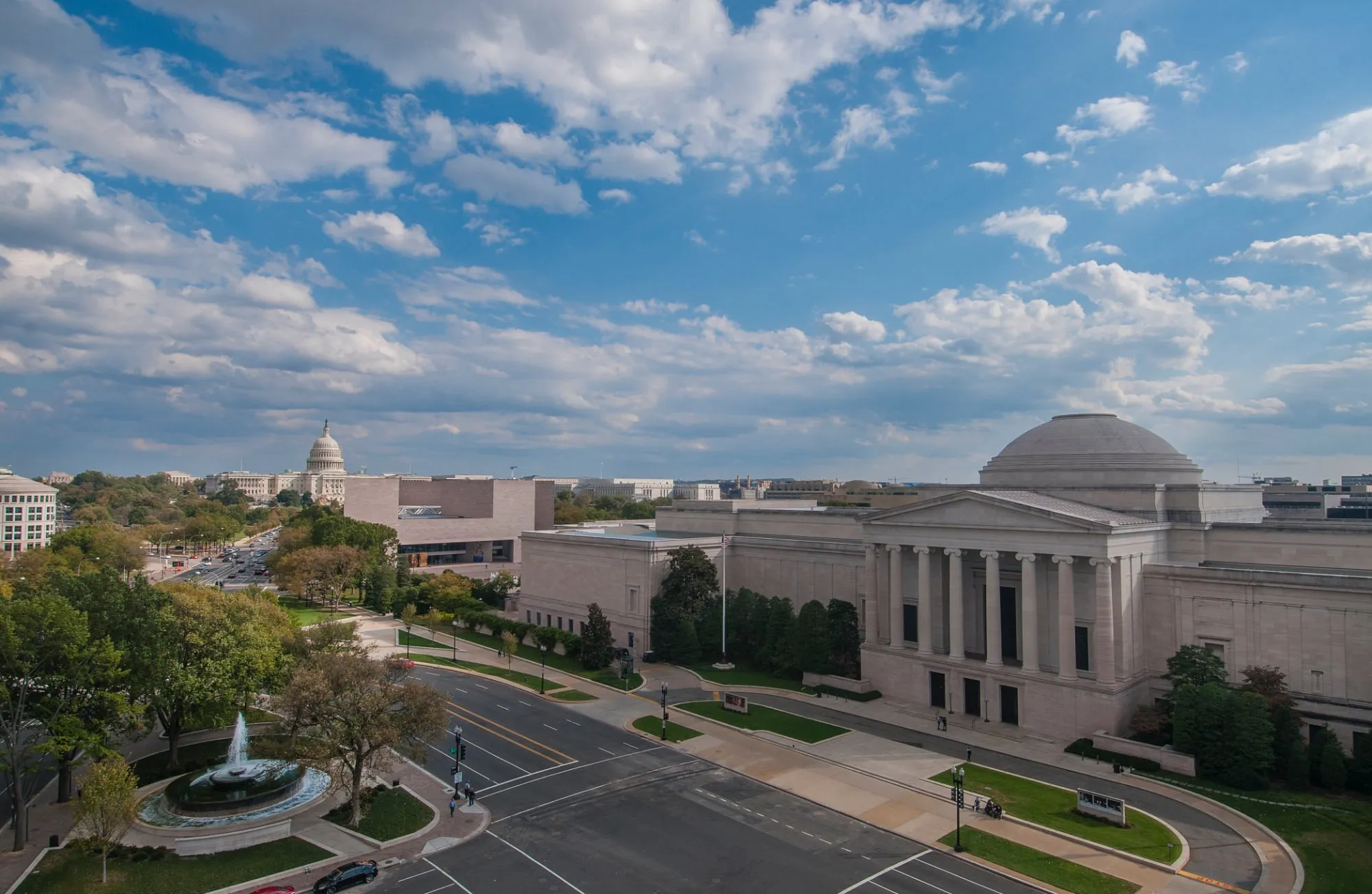 Top 10 Largest Museums in the World 10 Top 10 Largest Museums in the World