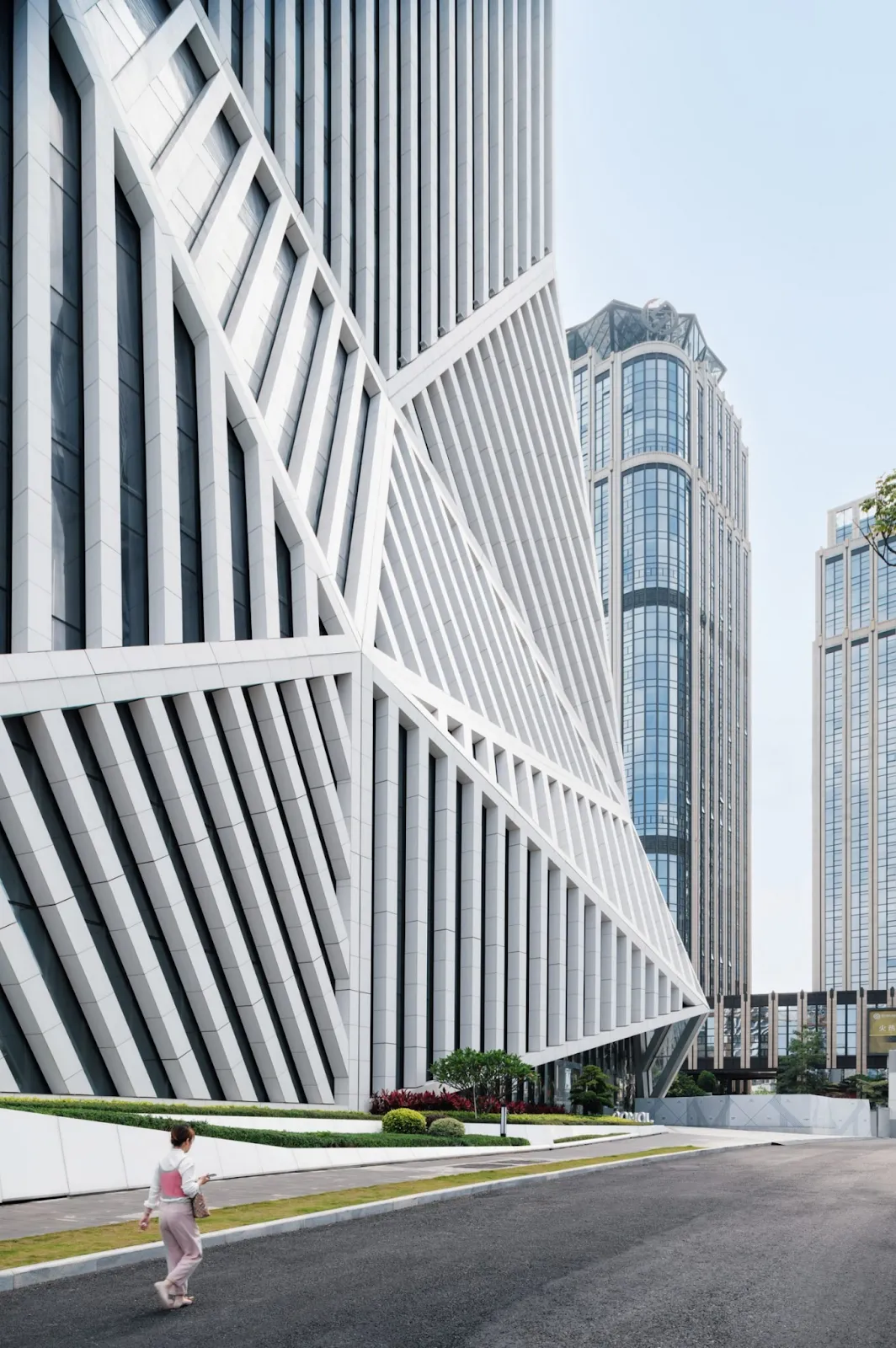 OMA Completes Sculptural JOMOO Headquarters in Xiamen, China 8 OMA Completes Sculptural JOMOO Headquarters in Xiamen, China