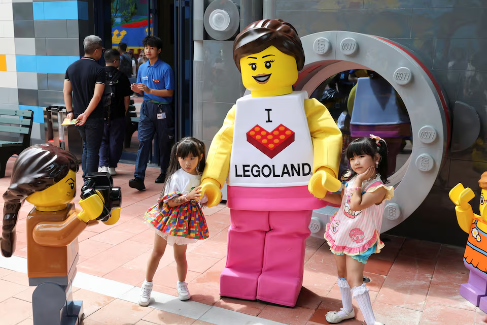 LEGOLAND Shanghai Resort Opens as World’s Largest LEGO Theme Park 8 LEGOLAND Shanghai Resort Opens as World’s Largest LEGO Theme Park