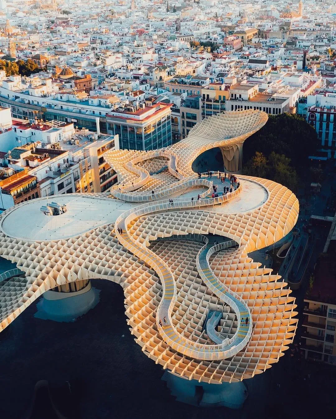 Setas de Sevilla: The World’s Largest Wooden Structure by J. Mayer H. 5 Setas de Sevilla: The World’s Largest Wooden Structure by J. Mayer H.