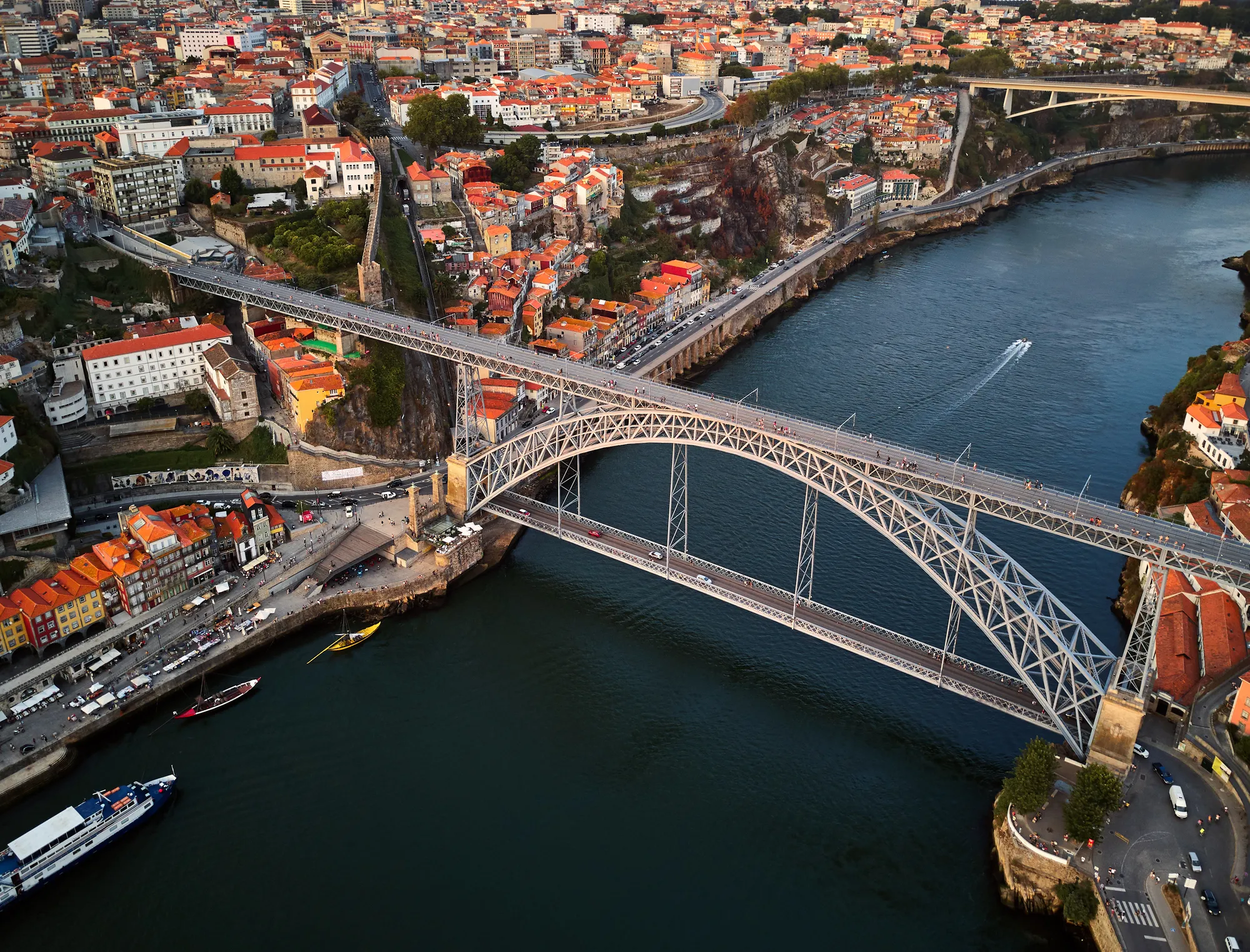 Porto City Guide: Portugal’s Cultural Powerhouse 8 Porto City Guide: Portugal’s Cultural Powerhouse