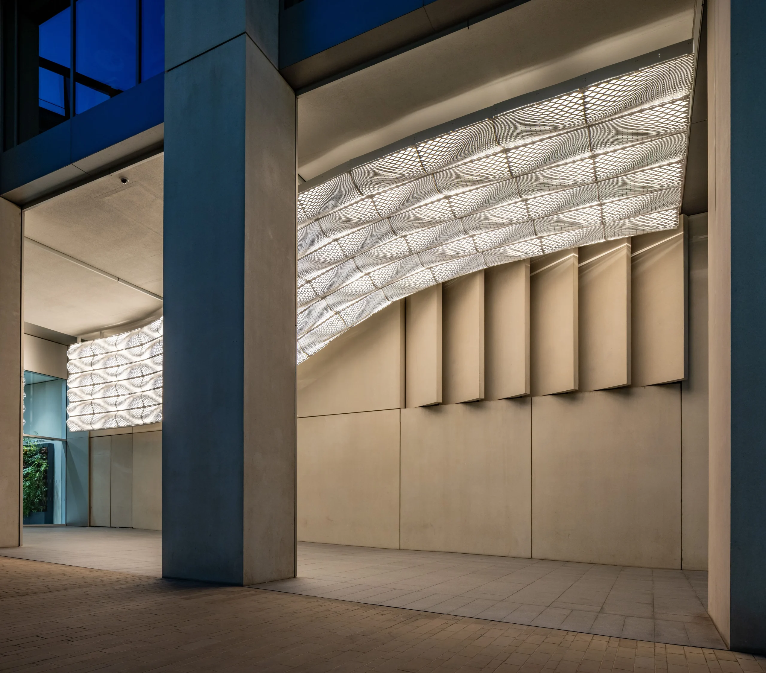 Mamou-Mani’s 3D-Printed RIVA Sculpture at King’s Cross 7 RIVA Installation at King’s Cross by Mamou-Mani Architects