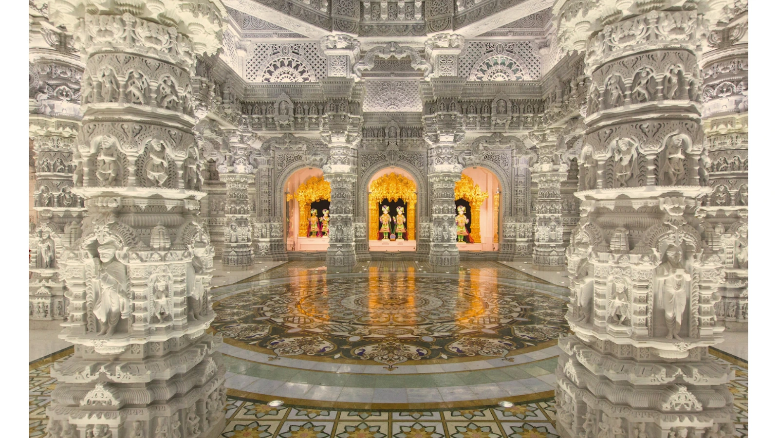 Robbinsville’s Akshardham: The Largest Hindu Temple Outside Asia 4 Robbinsville’s Akshardham: The Largest Hindu Temple Outside Asia