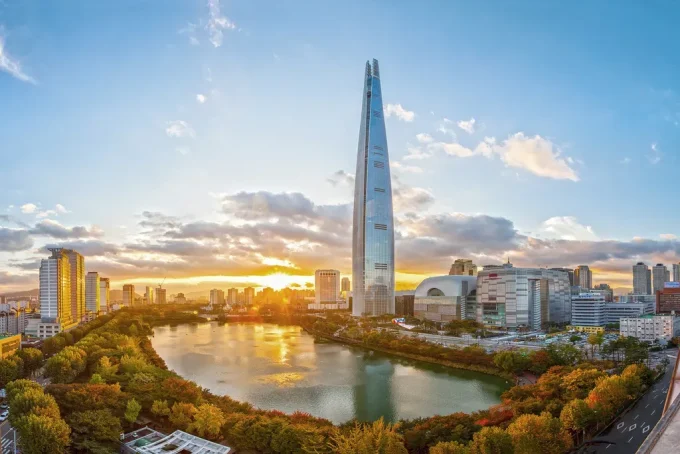 Seoul City Guide: From Palaces to Parametric Masterpieces