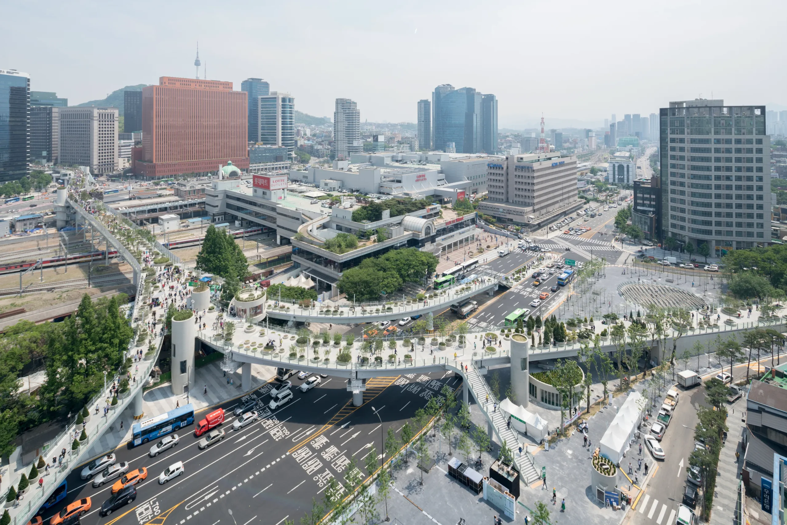 Seoul City Guide: From Palaces to Parametric Masterpieces 7 Seoul City Guide: From Palaces to Parametric Masterpieces
