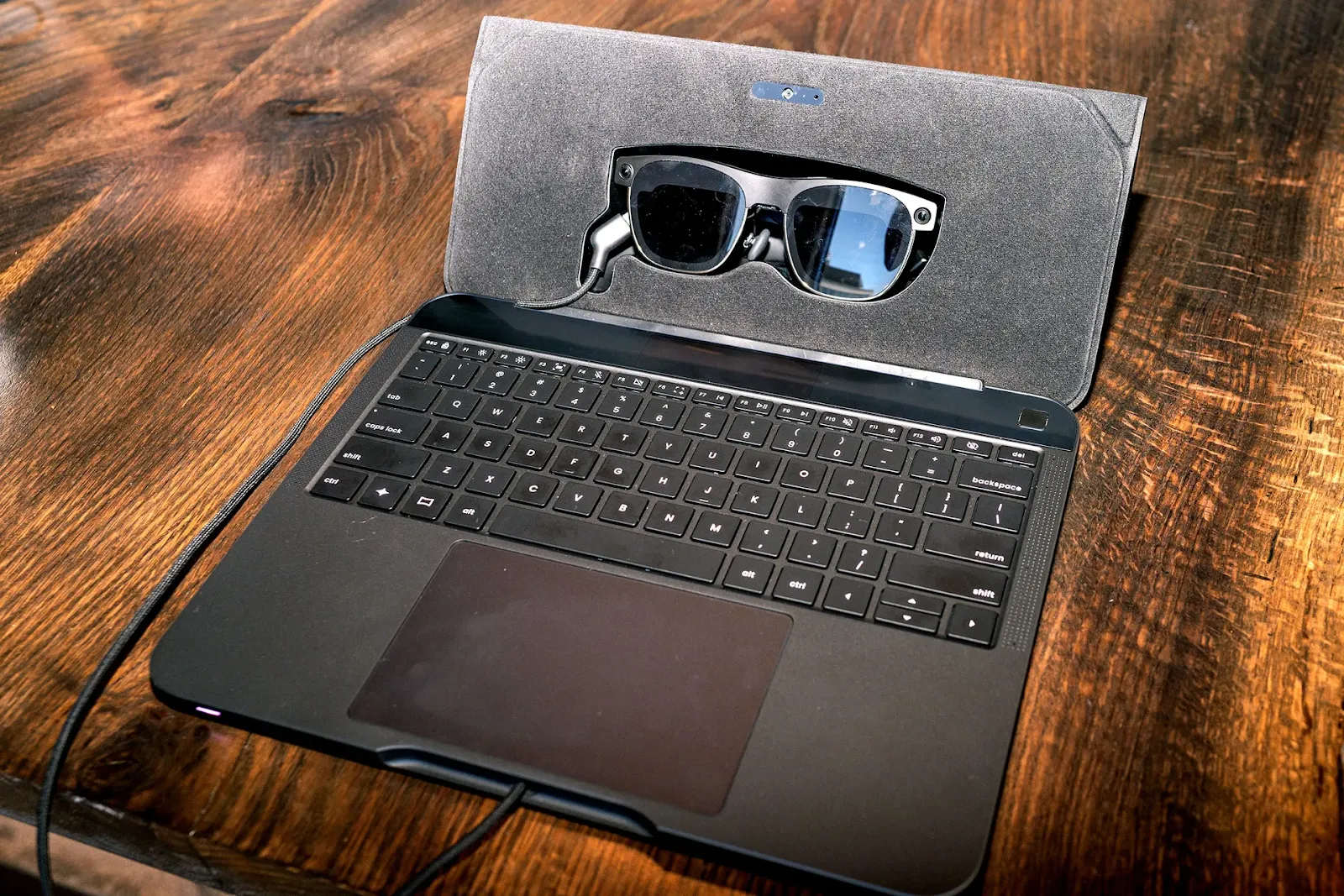 Spacetop G1: The world’s first commercially available AR laptop