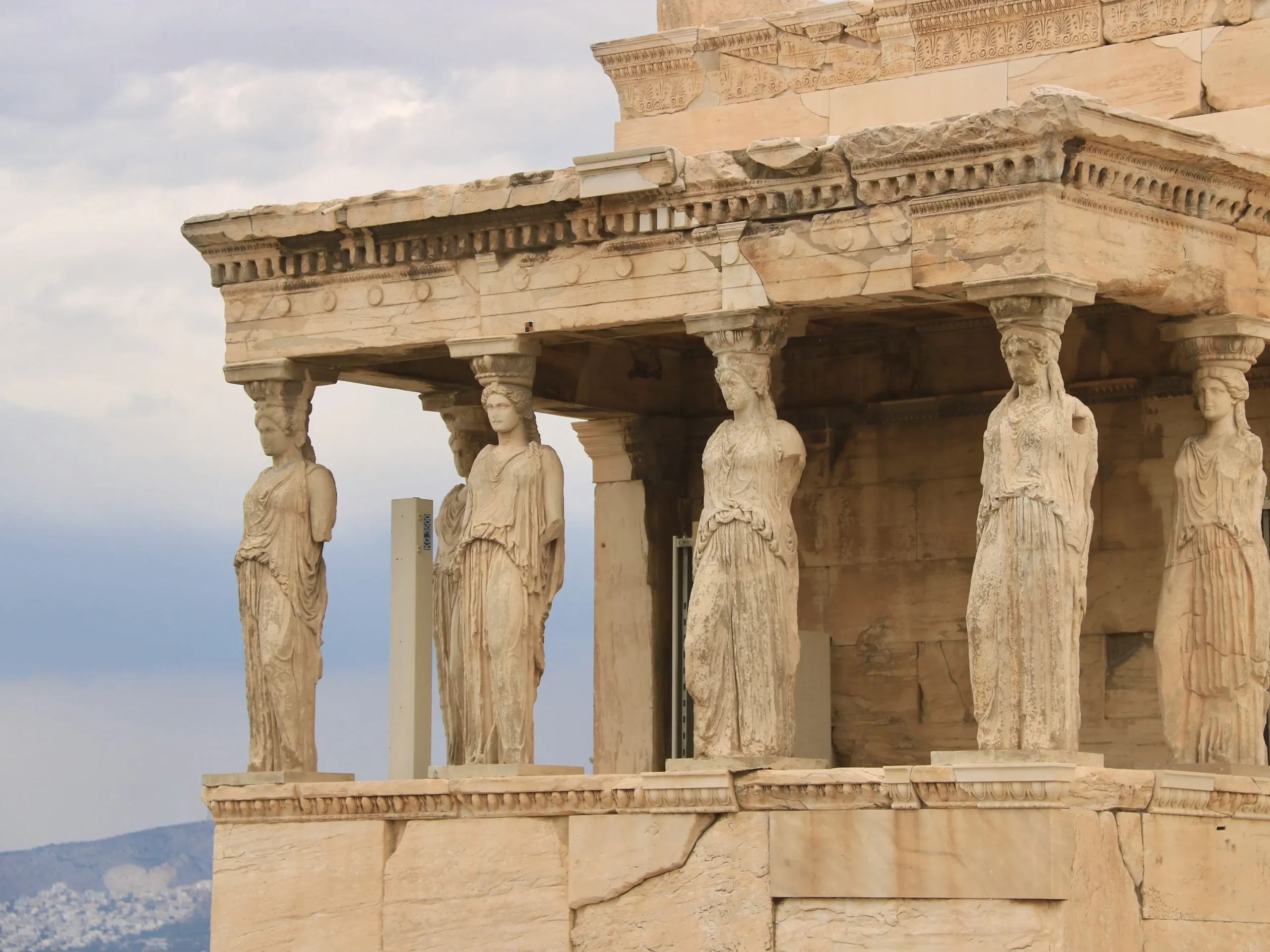 10 Timeless Architectural Landmarks to see in Greece 2 10 Timeless Architectural Landmarks to see in Greece