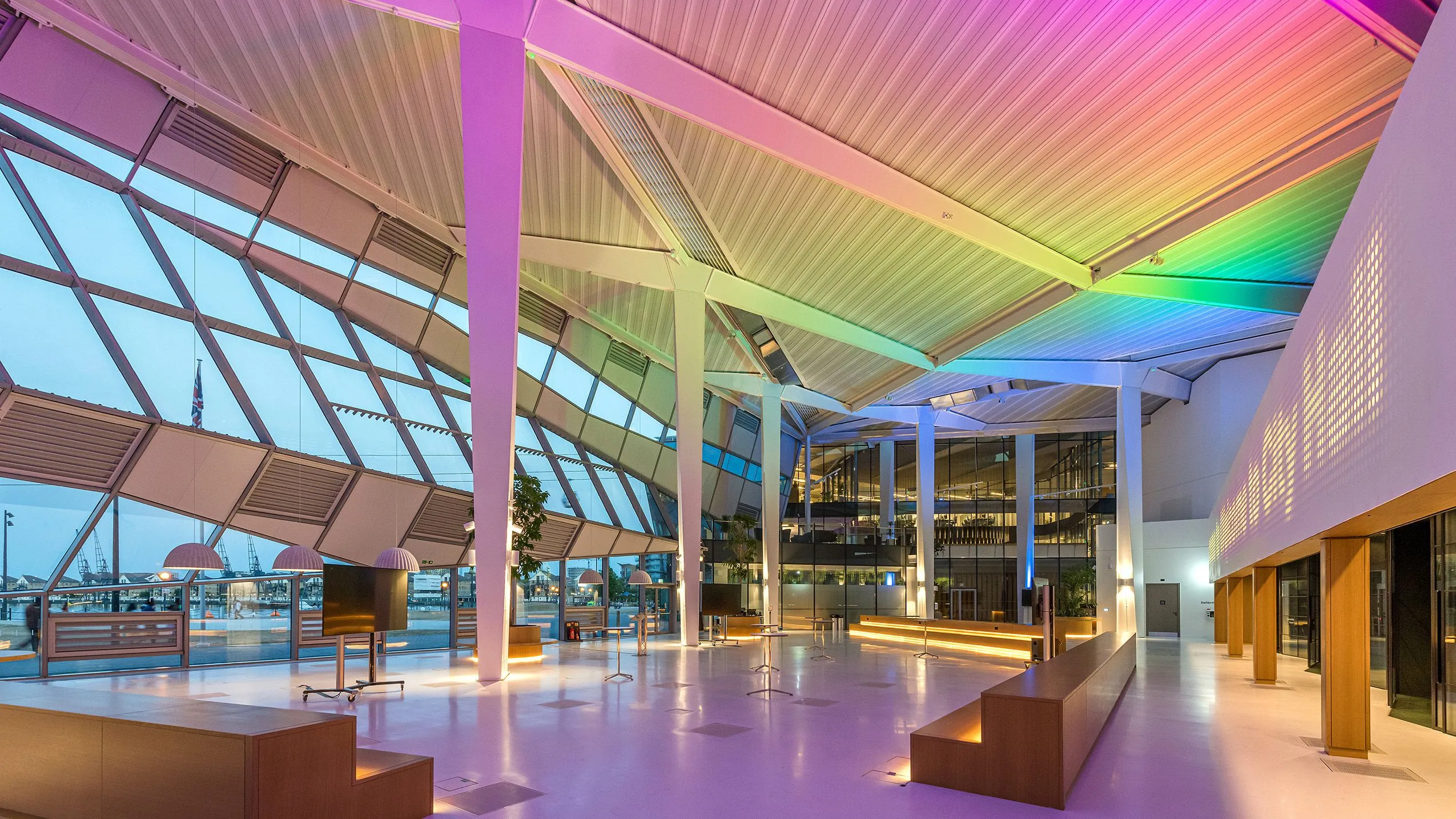 The Crystal, London: A Beacon of Glass, Sustainability, and Adaptive Reuse 5 The Crystal, London: A Beacon of Glass, Sustainability, and Adaptive Reuse