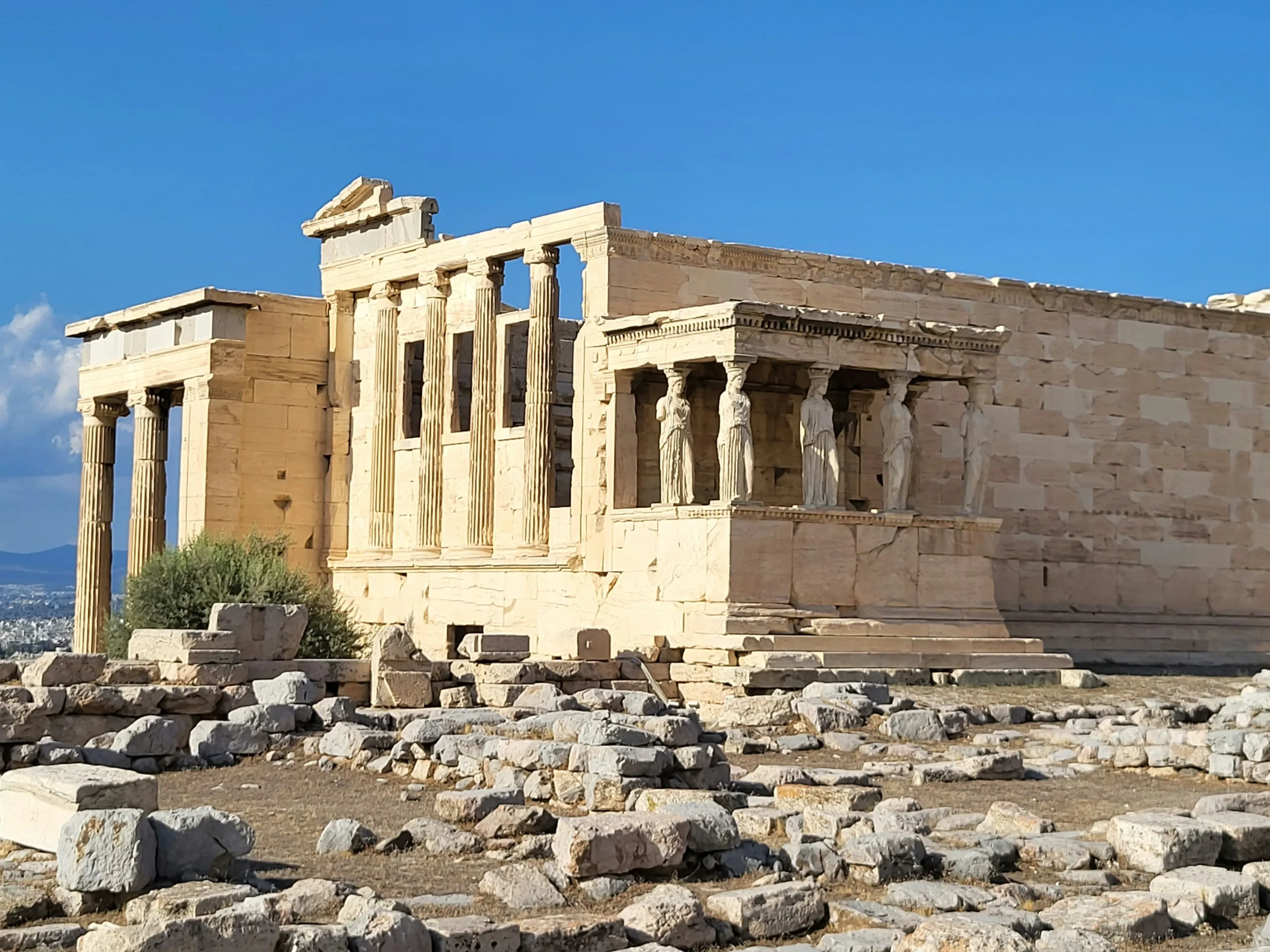 10 Timeless Architectural Landmarks to see in Greece 5 10 Timeless Architectural Landmarks to see in Greece