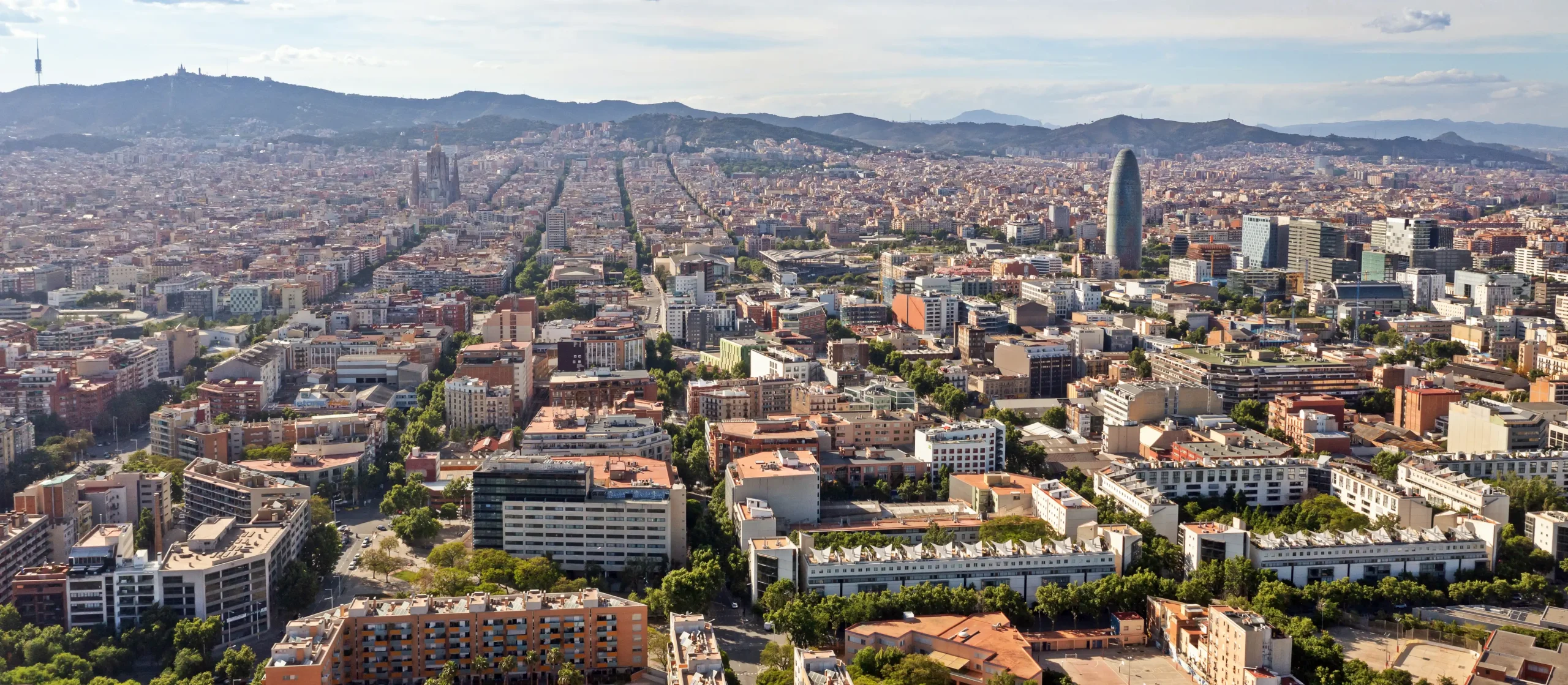 How to Plan an Architecture Gap Year: Travel, Build, Learn, Reflect 7 Barcelona, Spain