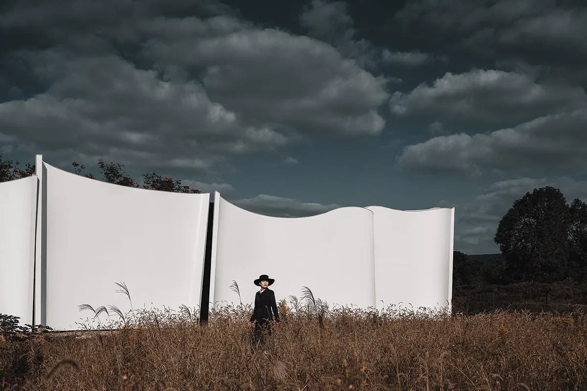 Ideorealm’s Crosslight Wedding Chapel Showcases Fluid Parametric Form 2 Ideorealm’s Crosslight Wedding Chapel Showcases Fluid Parametric Form