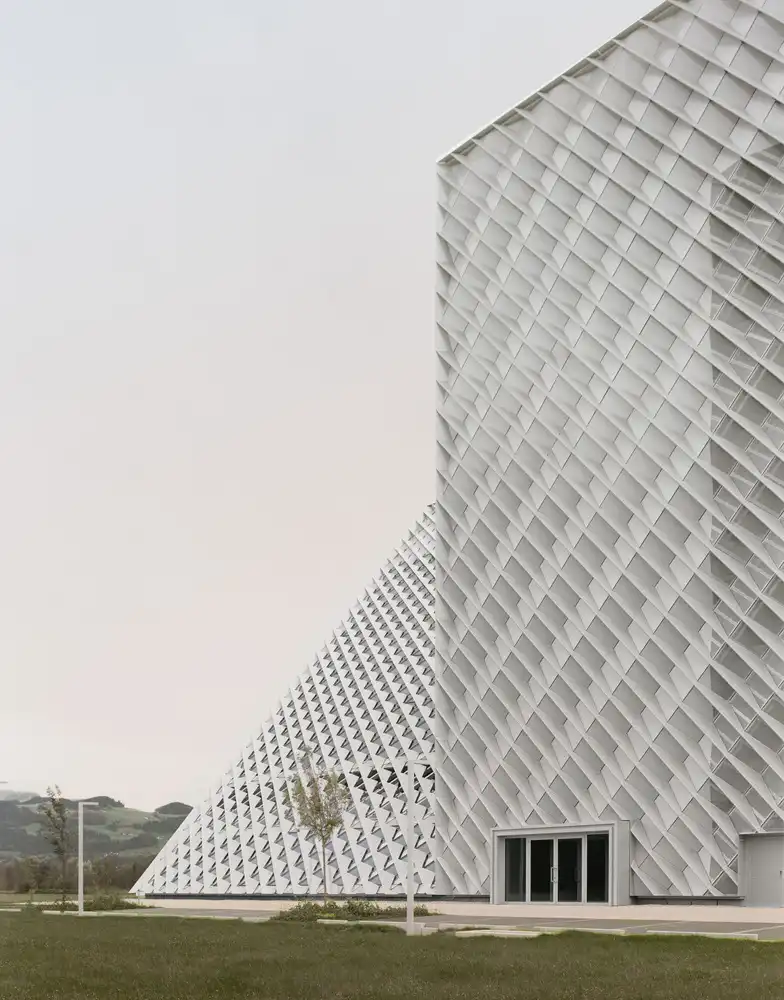Dynafit HQ by Barozzi Veiga: A Bold Dialogue Between Form and Landscape 2 Dynafit HQ: A Bold façade redefining the Alpine Architecture
