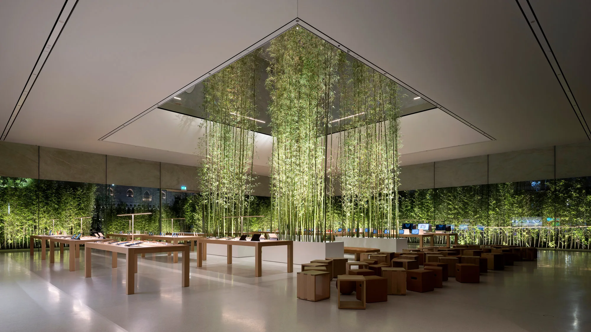 10 Apple Stores with Remarkable Architecture 10 Apple Cotai Central