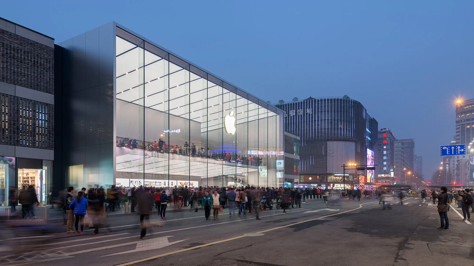 10 Apple Stores with Remarkable Architecture 4 Apple Store West Lake