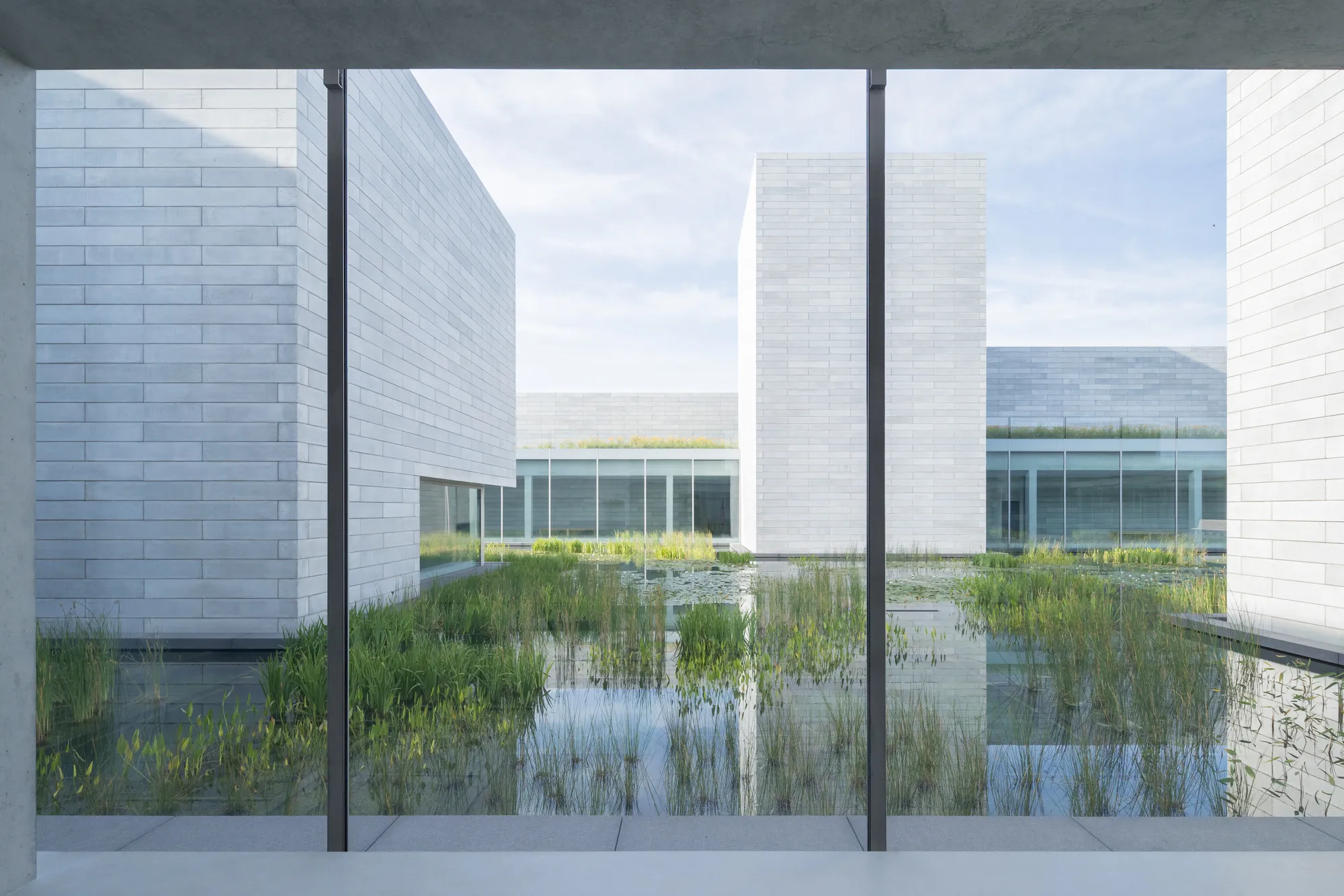 Glenstone Museum by Thomas Phifer: A Concrete Ode to Contemplation and Art 7 Glenstone Museum by Thomas Phifer