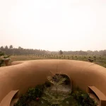 Into the Wild: Earthscape Studio’s Column-Free Mud House in India