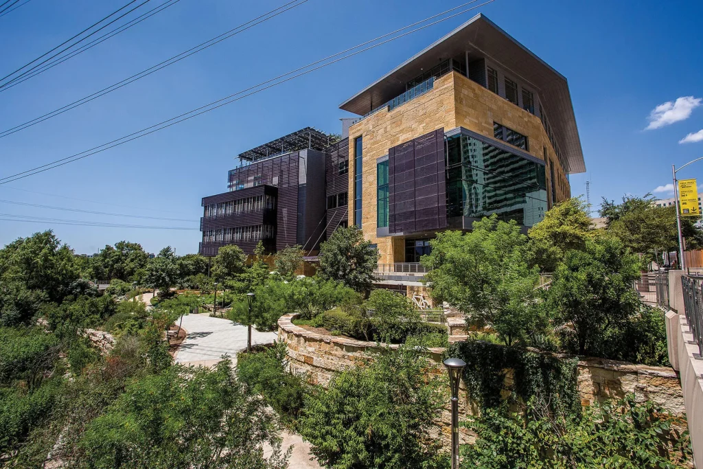 10 Sustainable Projects by Lake Flato Architects 18 10 Sustainable Projects by Lake Flato Architects