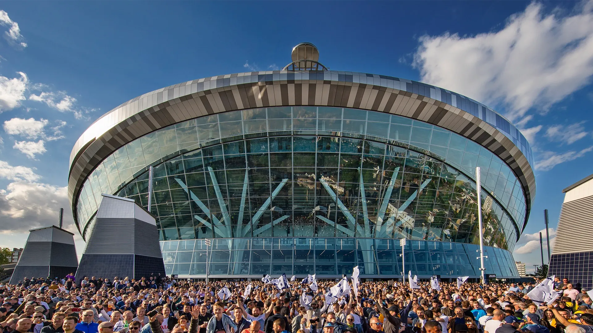 10 Impressive Stadiums Designed by Populous 3 10 Impressive Stadiums Designed by Populous
