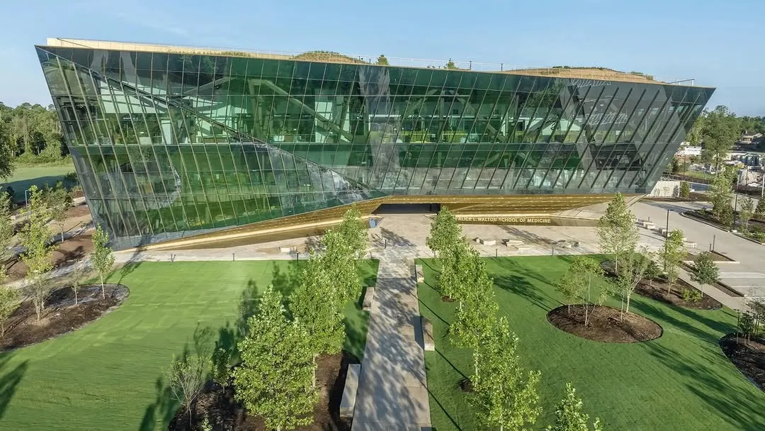 Alice Walton Opens Medical School with Free Tuition