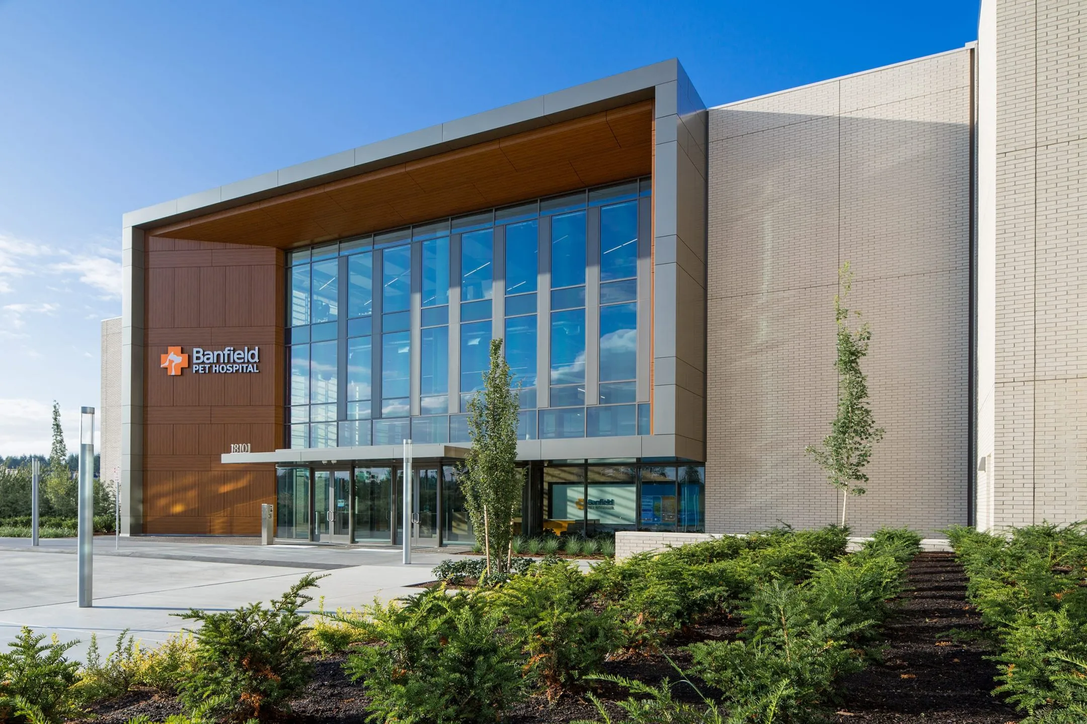 8 Inspiring Buildings Designed With Animal-Friendly Architecture 7 8 Inspiring Buildings Designed With Animal-Friendly Architecture