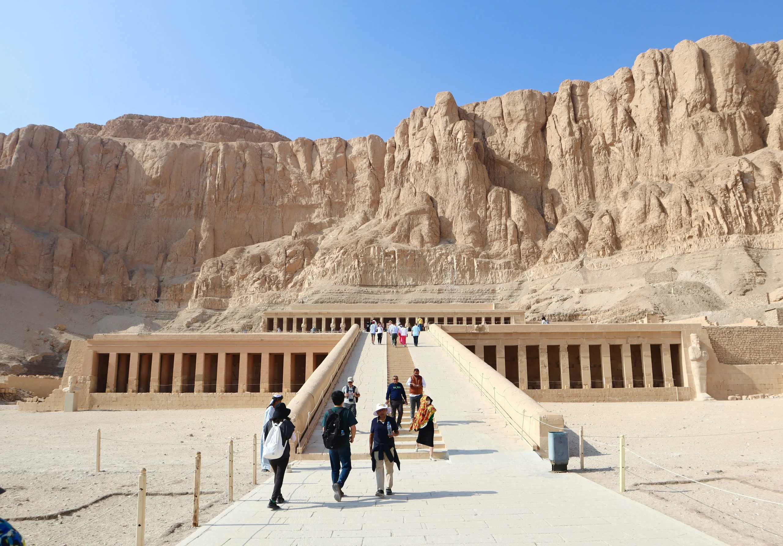 6 Timeless Icons of Egyptian Architecture Spanning Millennia of Design