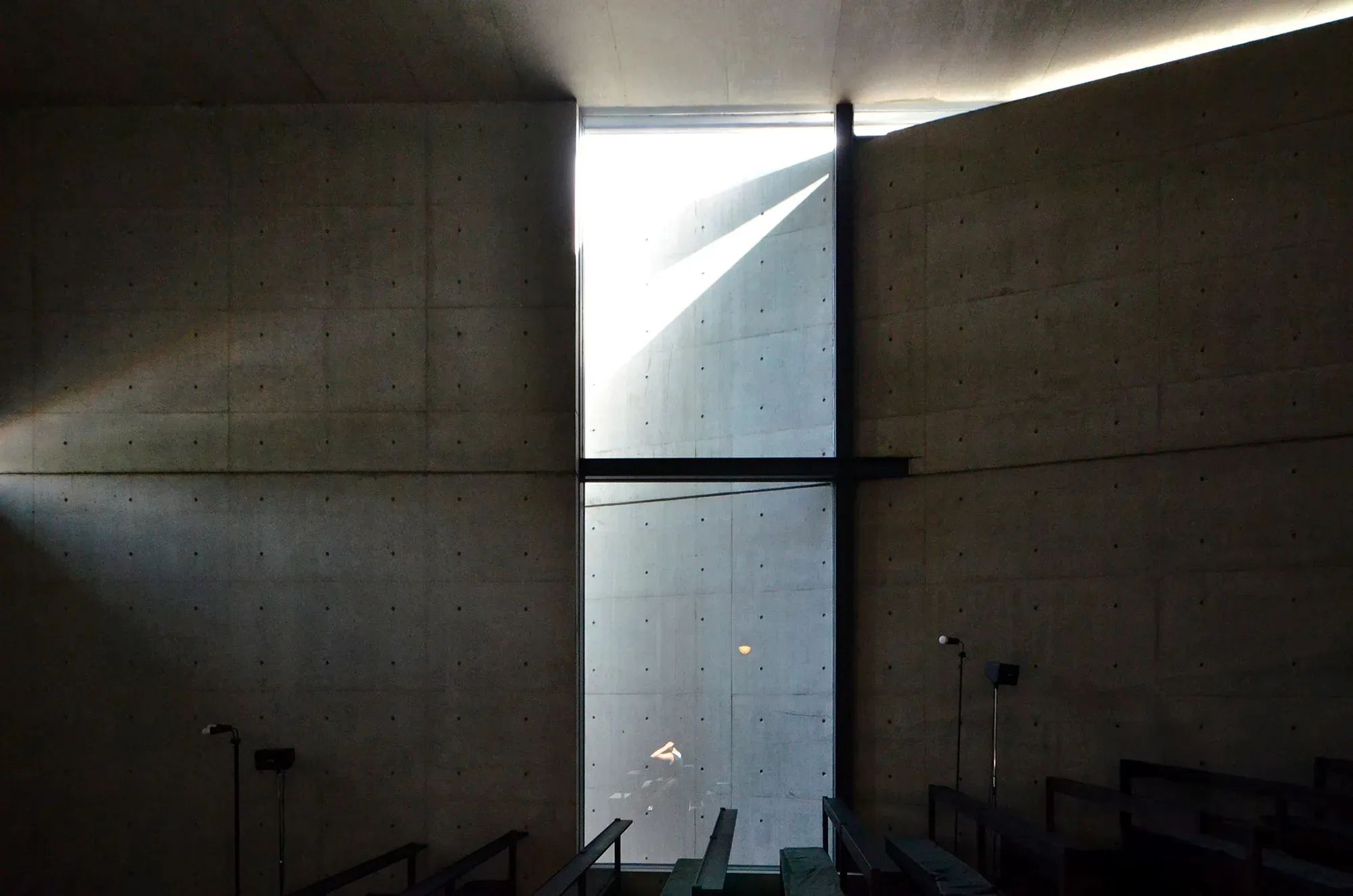 Sculpting Daylight: 10 Buildings Where Light Shapes Space 24 Light in Architecture, Church of Light by Tadao Ando