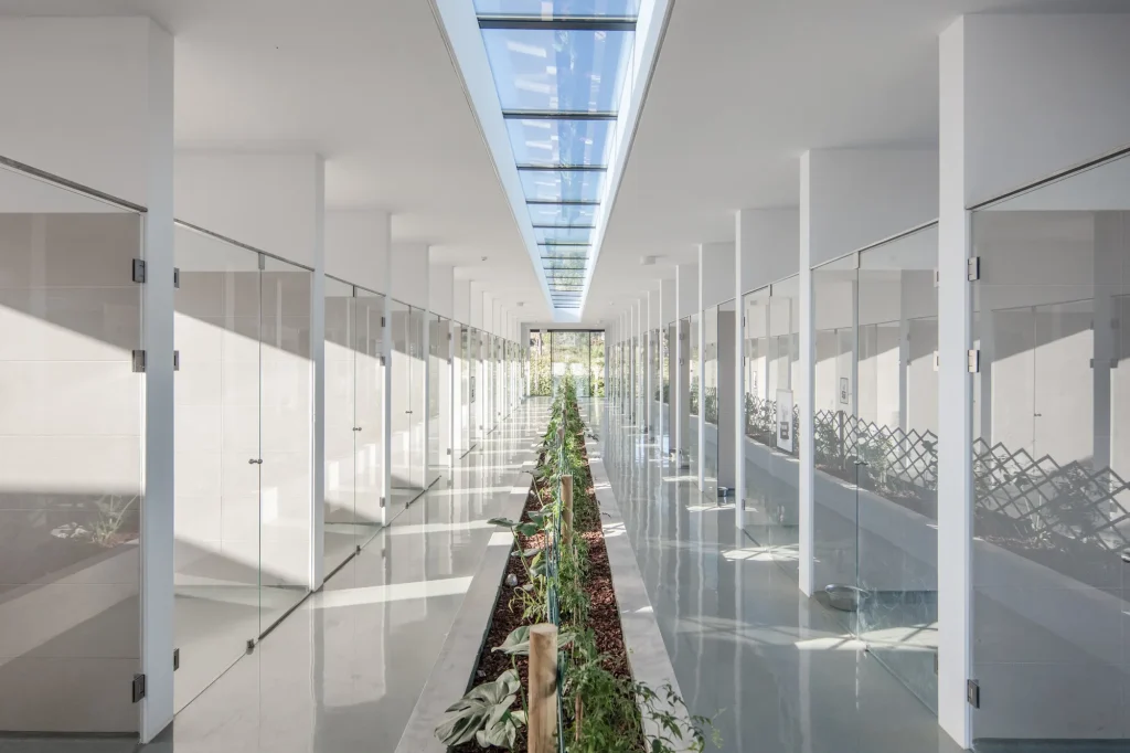 8 Inspiring Buildings Designed With Animal-Friendly Architecture 2 8 Inspiring Buildings Designed With Animal-Friendly Architecture