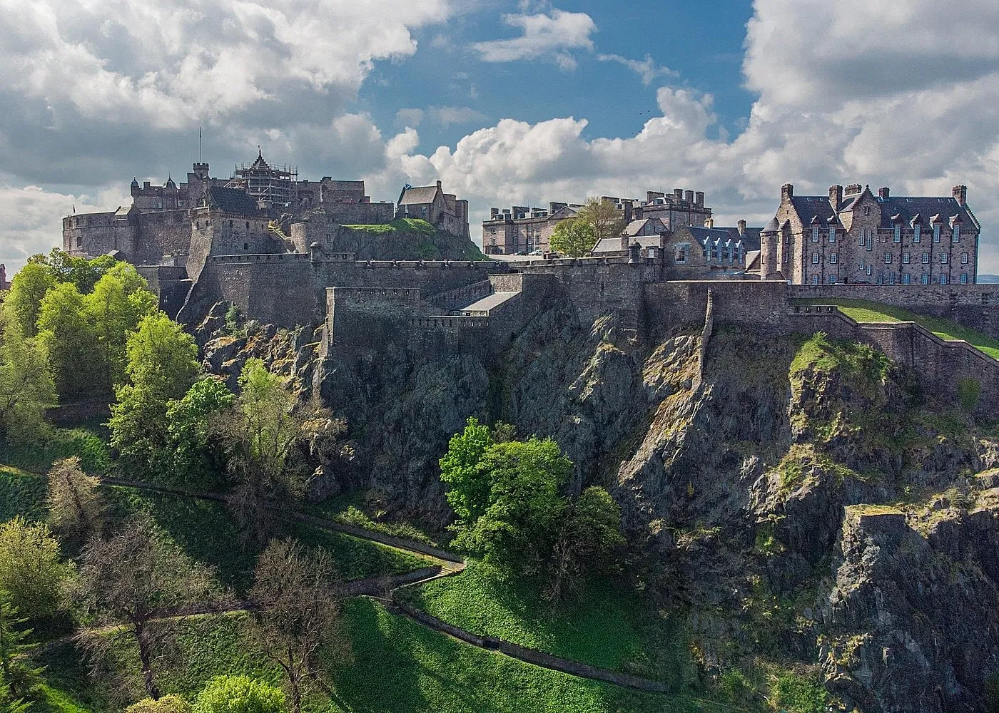 15 Iconic Castles Around the World 27 15 Iconic Castles Around the World