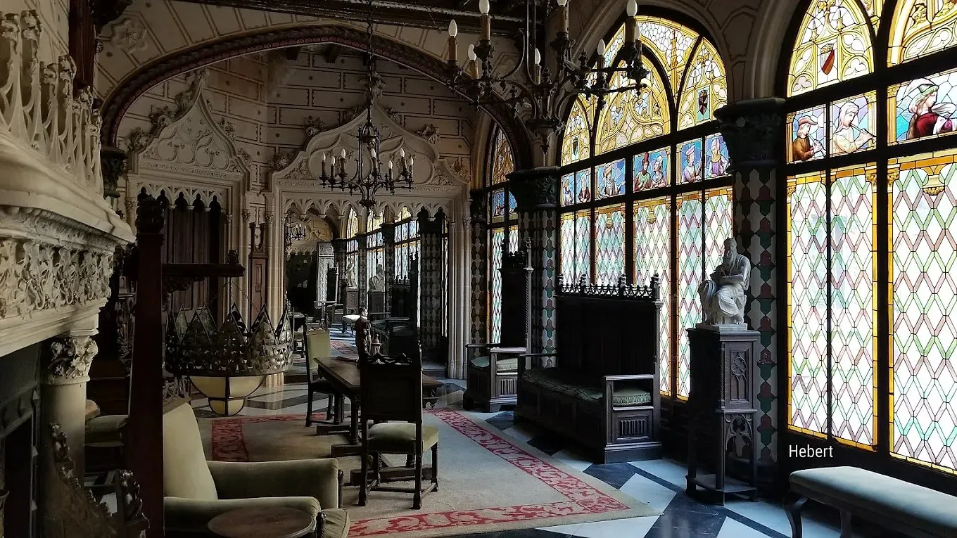 15 Iconic Castles Around the World 16 15 Iconic Castles Around the World