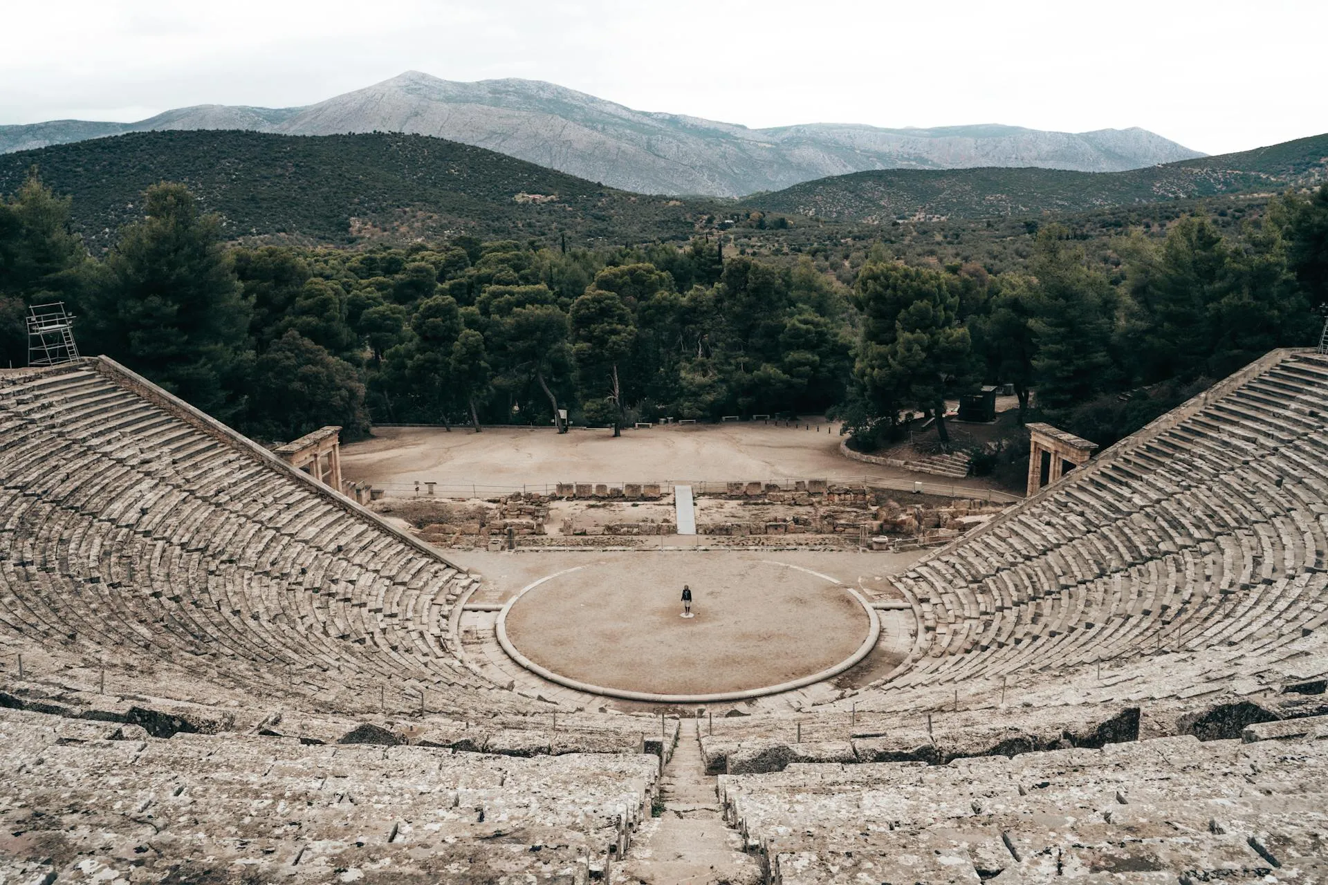 Beautiful Stages of Theatres and Opera Houses Around the World