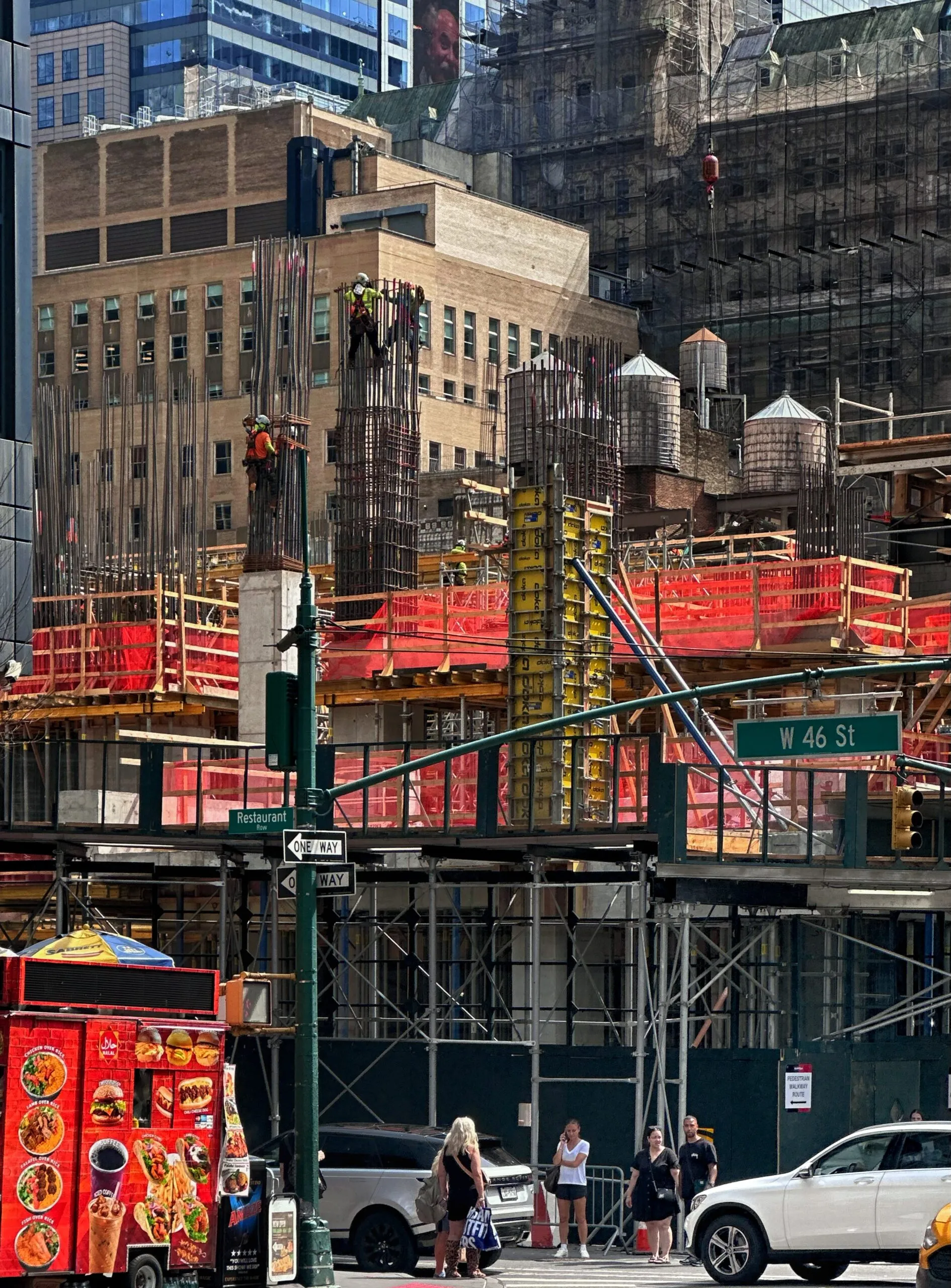 The Torch: ODA’s Supertall Addition to the Times Square Skyline 9 The Torch: ODA’s Supertall Addition to the Times Square Skyline