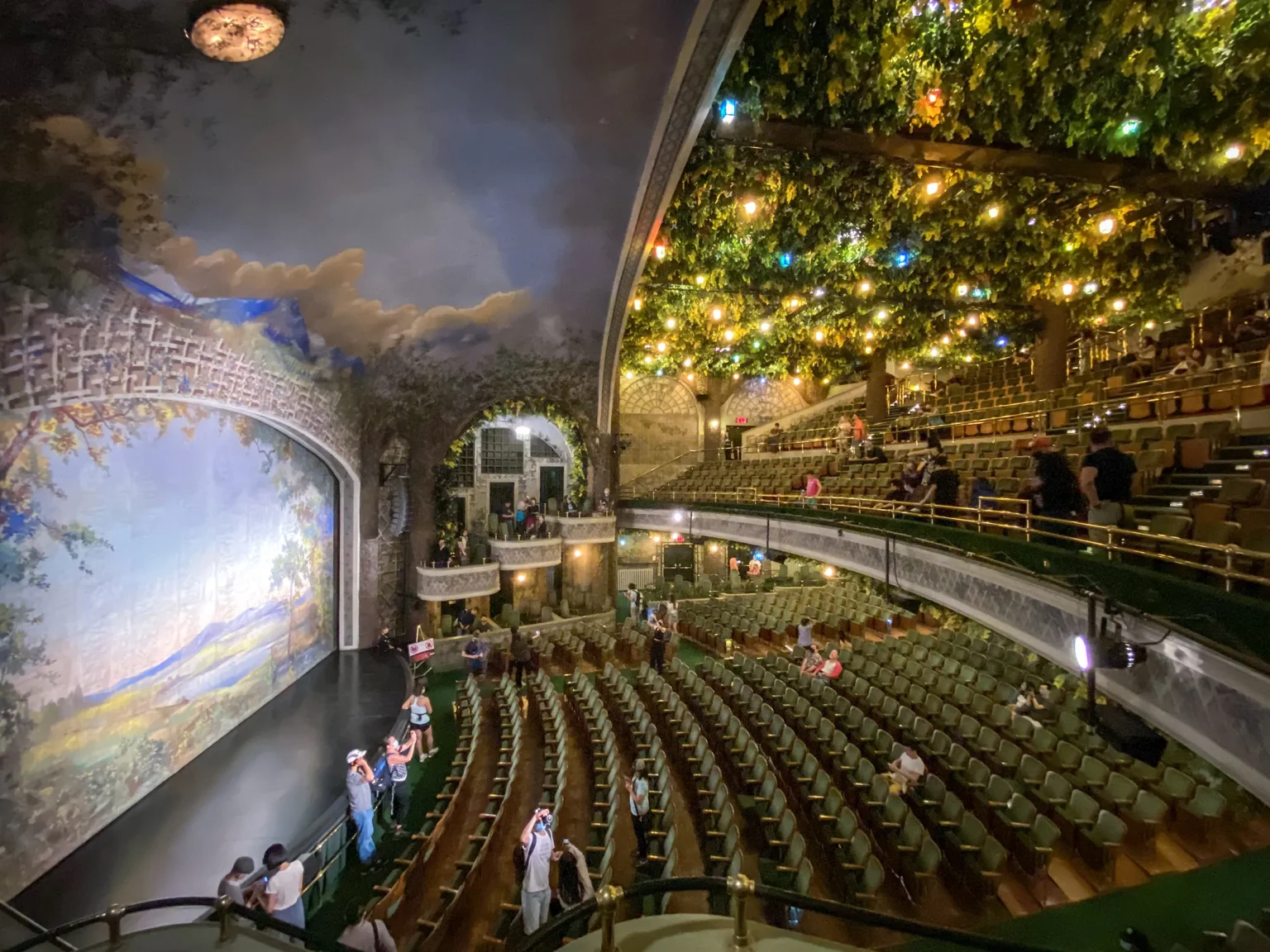 Beautiful Stages of Theatres and Opera Houses Around the World
