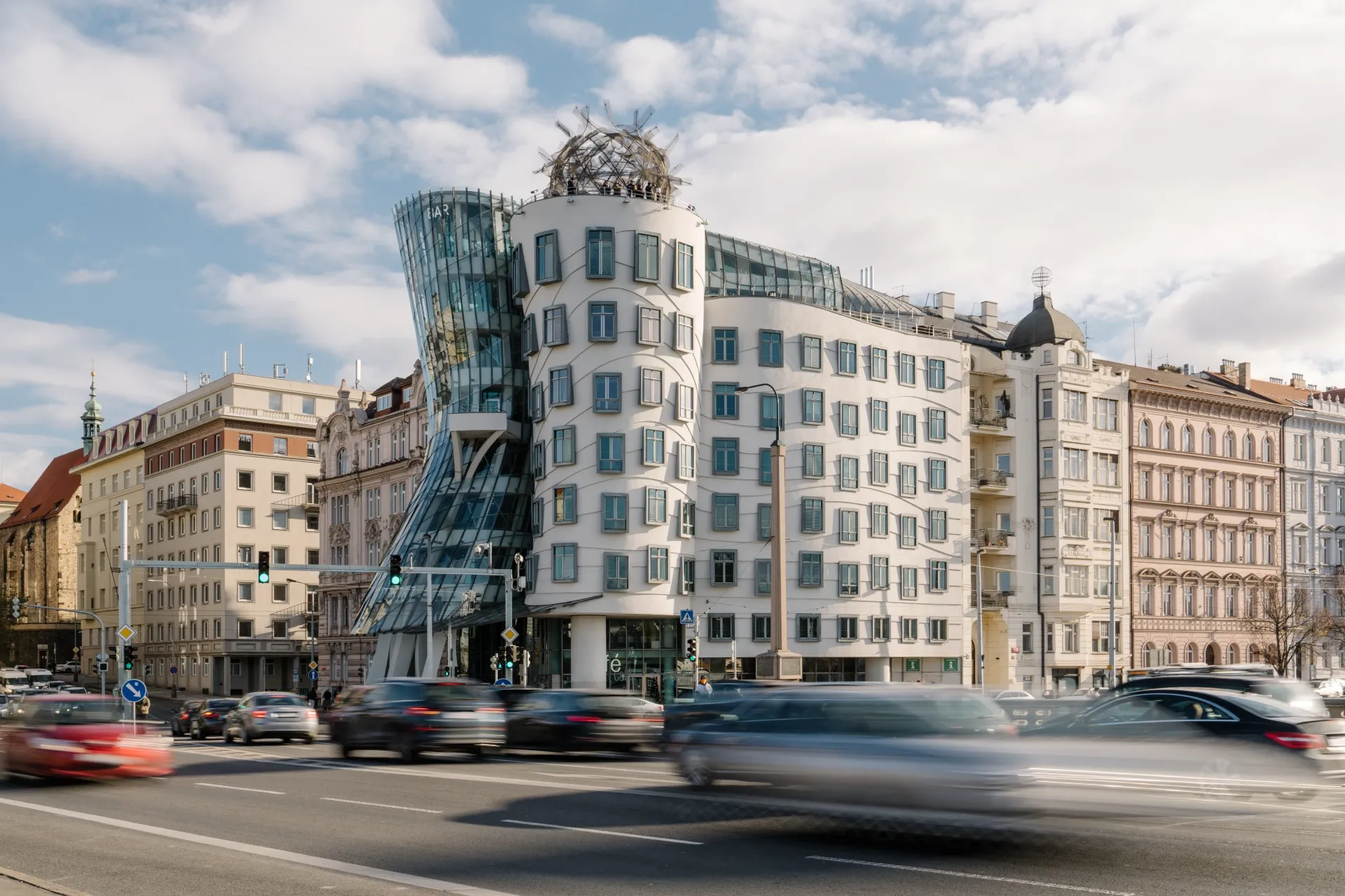 Dancing House