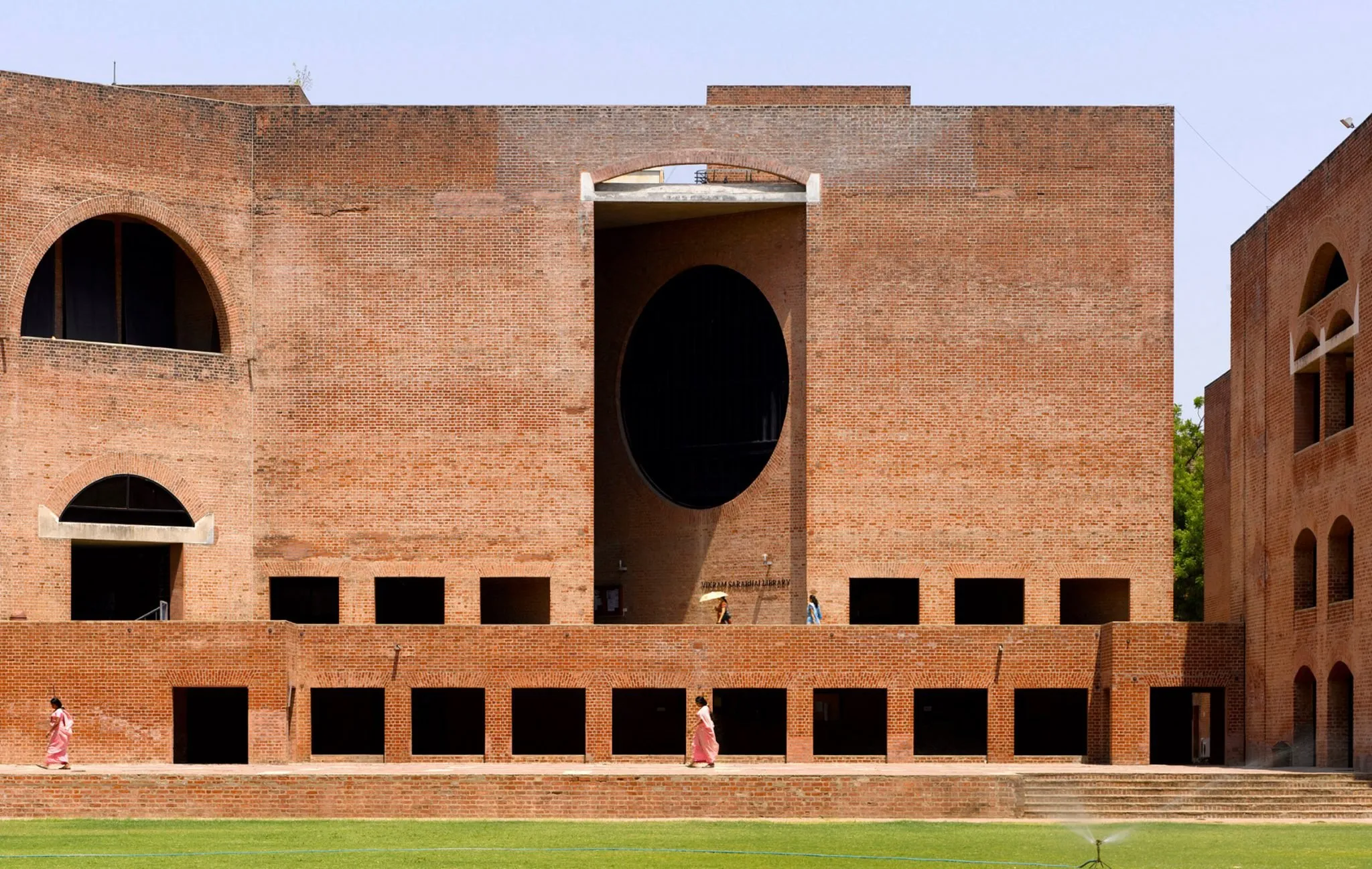 India, India's Architectural Wonders, Traveler's Guide