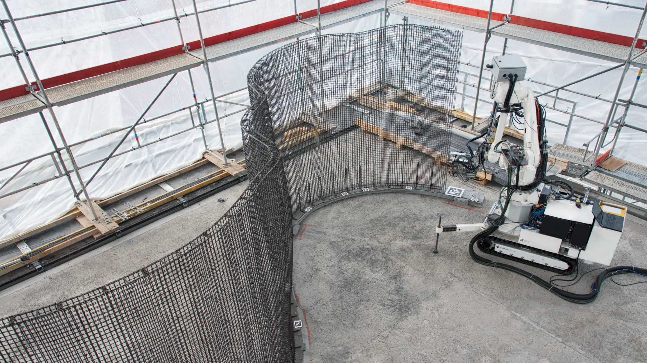 The Human Factor in High-Tech Construction: Why Safety Still Matters in the Age of Automation