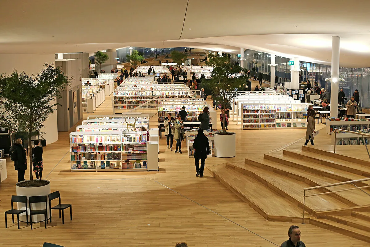 15 Beautiful Libraries Around the World for Architecture Lovers