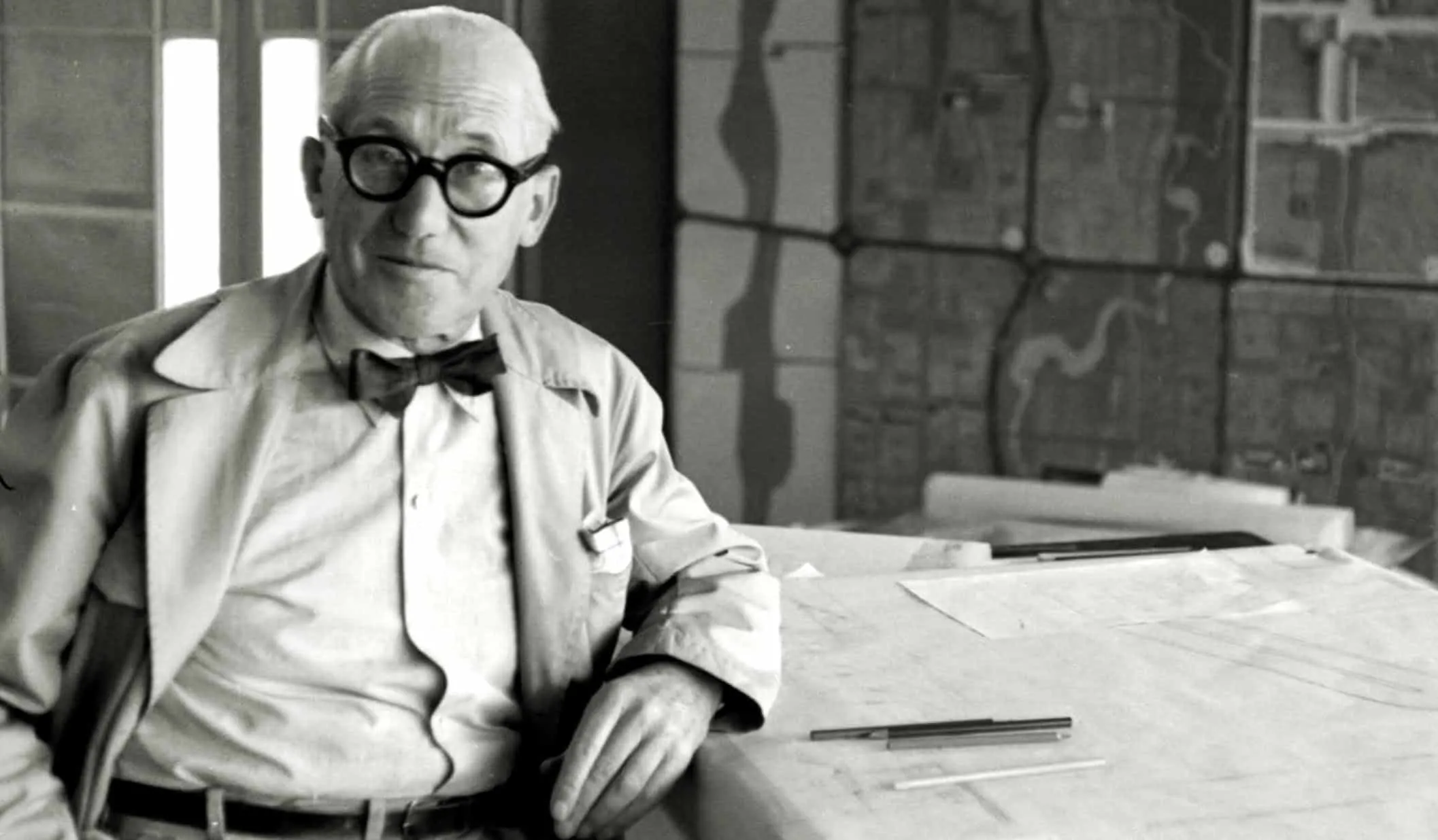 10 Famous Architects Who Didn’t Have an Architecture Degree 17 Le Corbusier