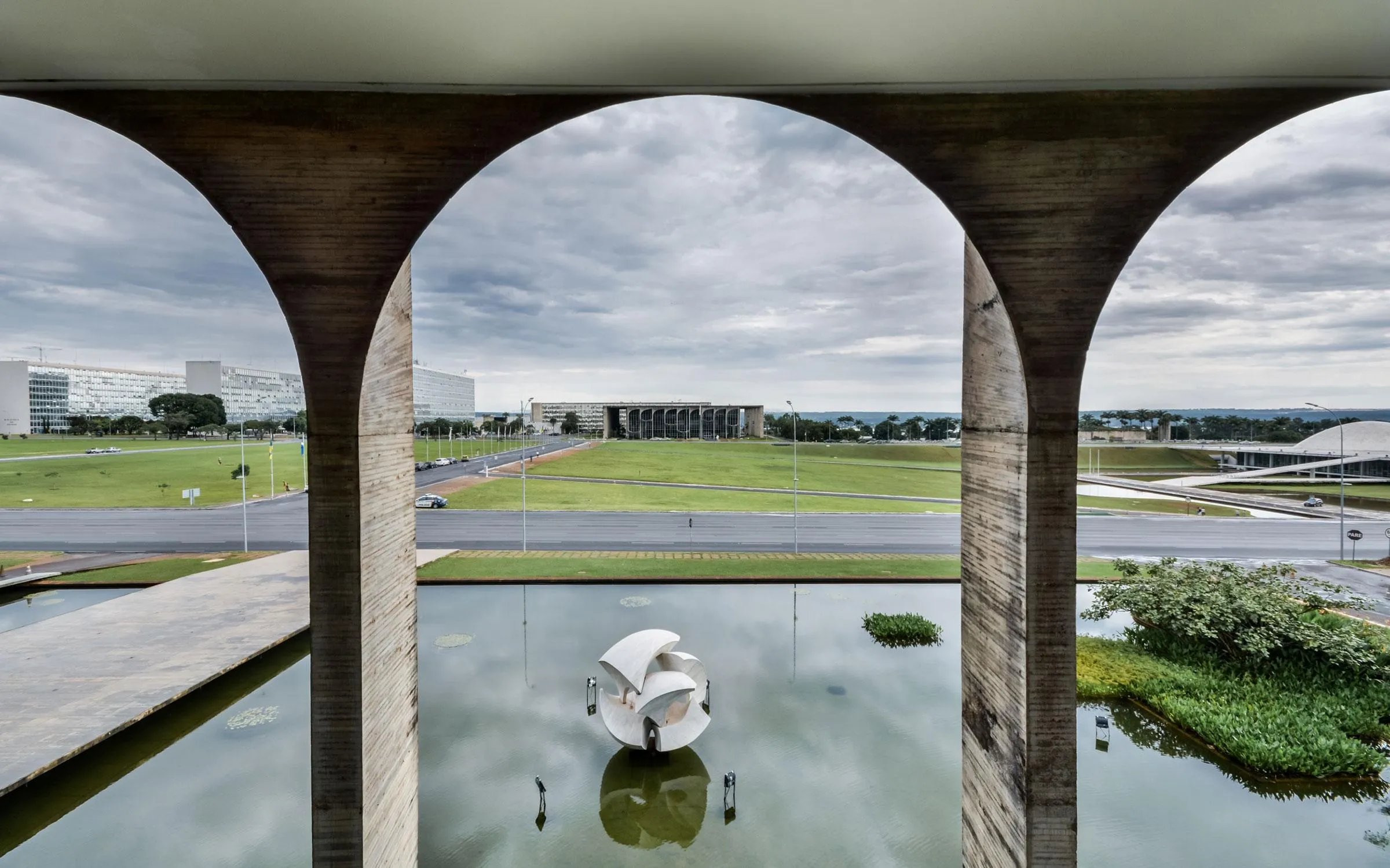 Itamaraty Palace Case Study: A Modernist Icon of Brazilian Diplomacy