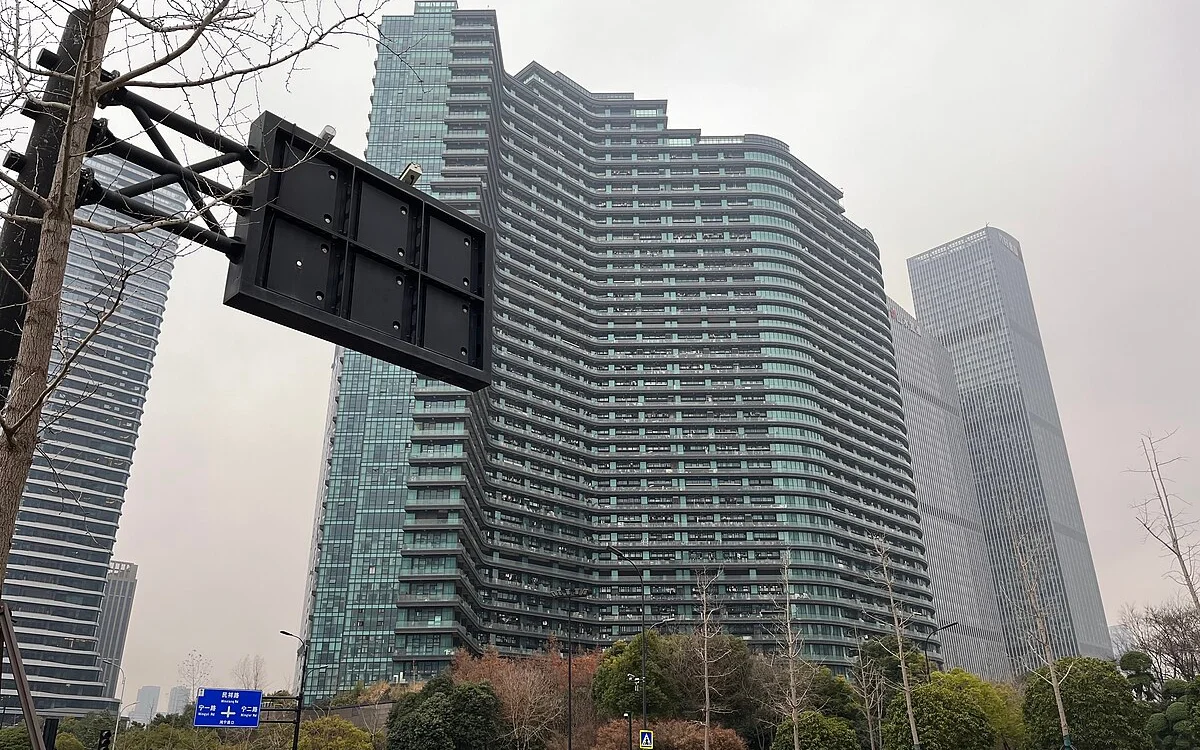 Regent International: The Viral Dystopian Apartment Complex Housing 30,000 in China