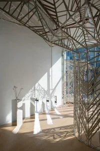 DEOND Unveils ‘Exsalted,’ A Poetic Pavilion of Lightness at Dubai Design Week 2025