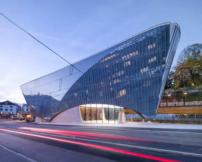 Haus zum Falken by Santiago Calatrava in Zürich