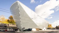 Haus zum Falken by Santiago Calatrava in Zürich