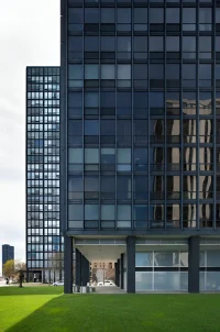Ludwig Mies van der Rohe