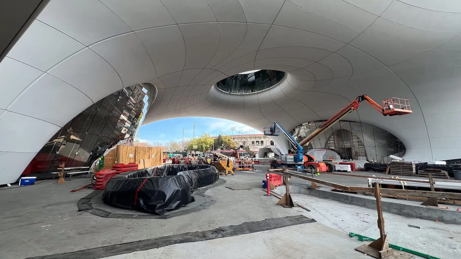 MAD Architects’ Lucas Museum of Narrative Art Confirms September 2026 Opening 7 MAD Architects’ Lucas Museum of Narrative Art Confirms September 2026 Opening