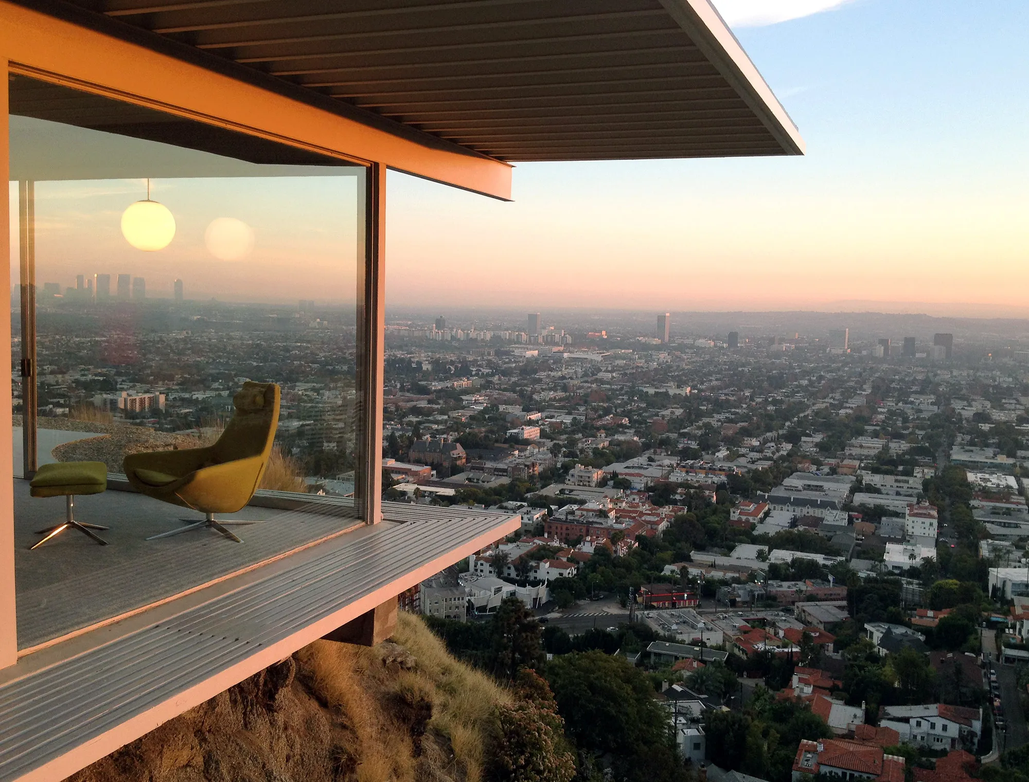 Stahl House Hits the Market for the First Time in 65 Years at $25 Million 6 Stahl House