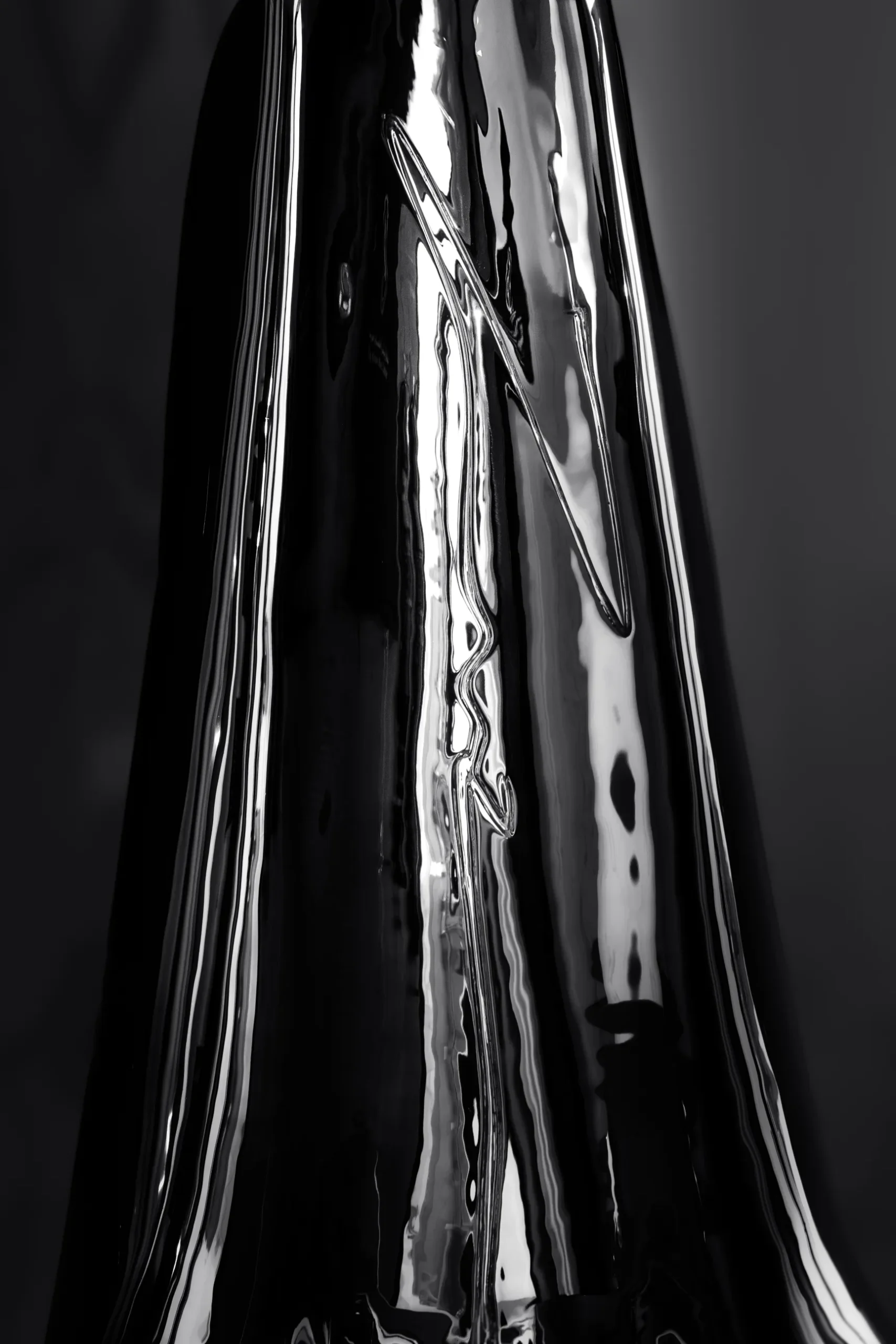 The Vitturi Chair by ZAZA MAIZON: A Dialogue Between Saudi Elegance and Italian Craftsmanship 9 The Vitturi Chair