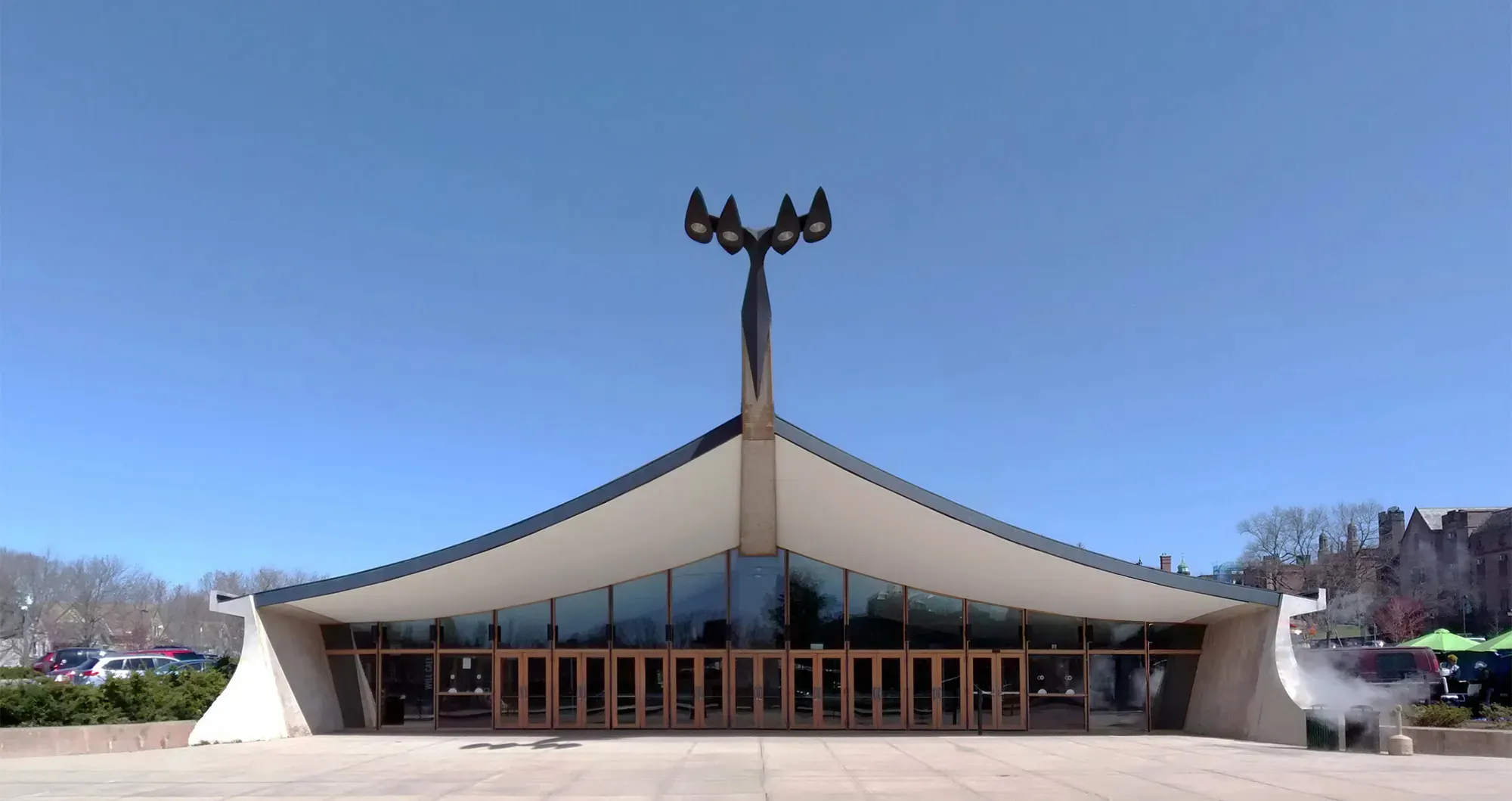 Iconic Buildings of Modern Architecture