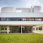 Iconic Buildings of Modern Architecture