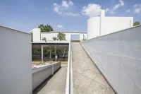 Iconic Buildings of Modern Architecture